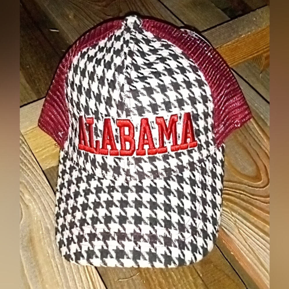 BAMA hounds tooth and mesh back